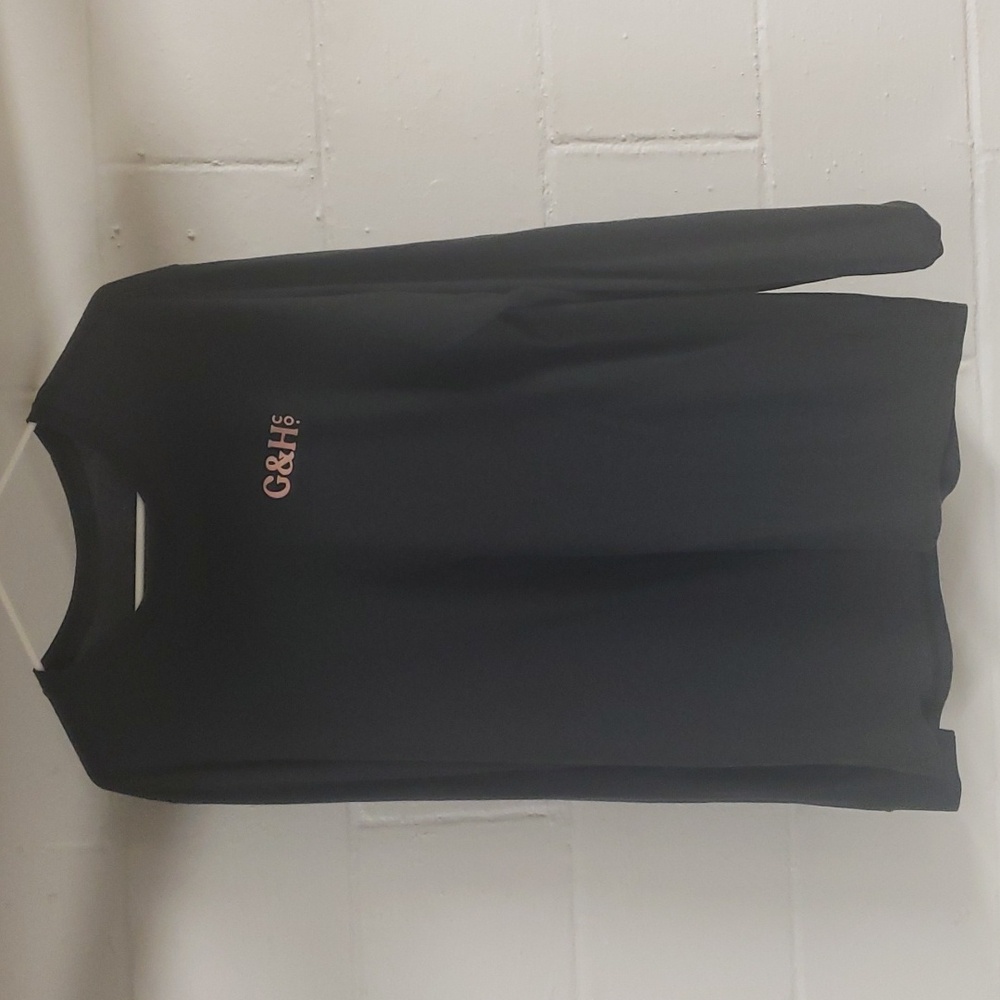 Women's Grounds & Hounds Large Long Sleeve Black T-shirt